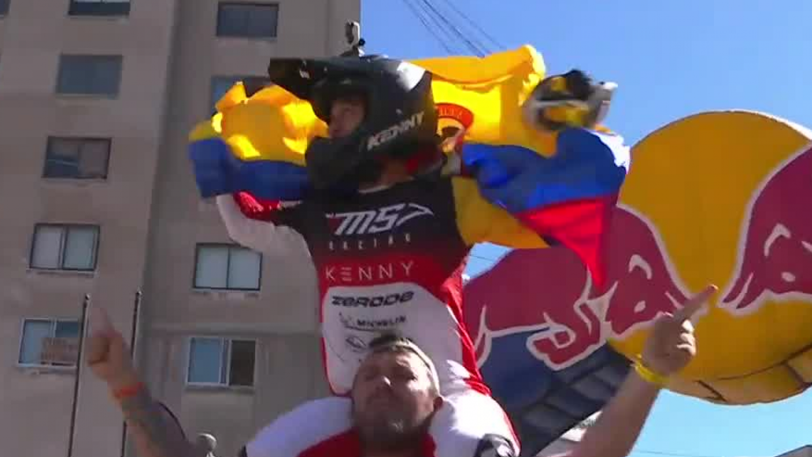 ¡Hay nuevo "rey del puerto"!: Sebastián Holguín se quedó con el Red Bull Valparaíso Cerro Abajo 2026

