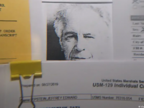 ¿Cómo logró Jeffrey Epstein amasar su inmensa fortuna?