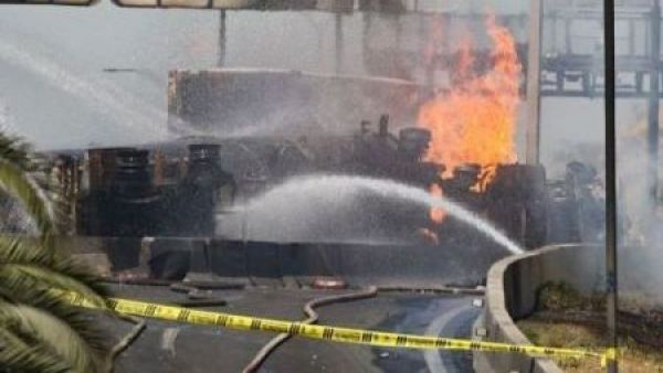 Incendio en Renca: Aumentan a 6 los fallecidos tras explosión de camión de gas
