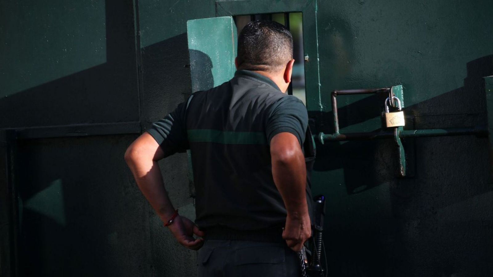 Investigan asesinato de reo al interior de la Complejo Penitenciario de Arica