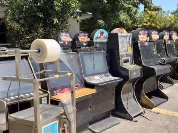 Descubren casino clandestino y detienen a ciudadano chino propietario