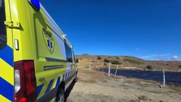 <p>Punta Arenas: Intensa búsqueda de suboficial desaparecido tras incidente en una laguna</p>Punta Arenas: Intensa búsqueda de suboficial desaparecido tras incidente en una laguna
