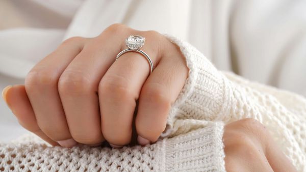 <p>Imagen referencial anillo de compromiso </p>"Sin palabras": reconocida actriz recuperó anillo de compromiso que le habían robado hace tres años
