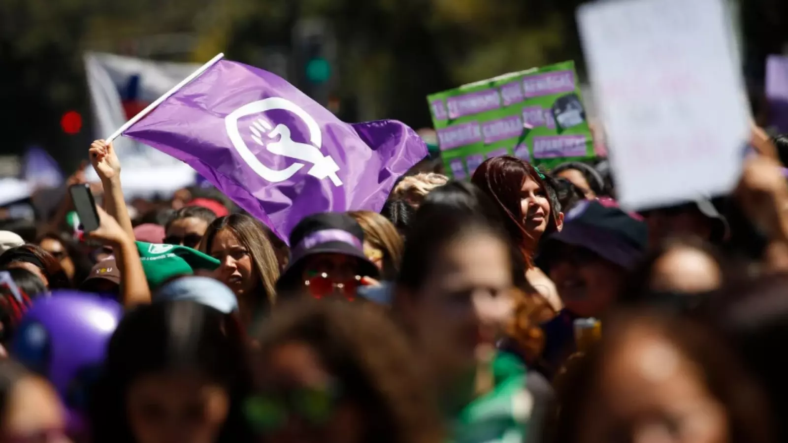 Marchas del 8M en la RM: estos serán los desvíos y cortes de tránsito