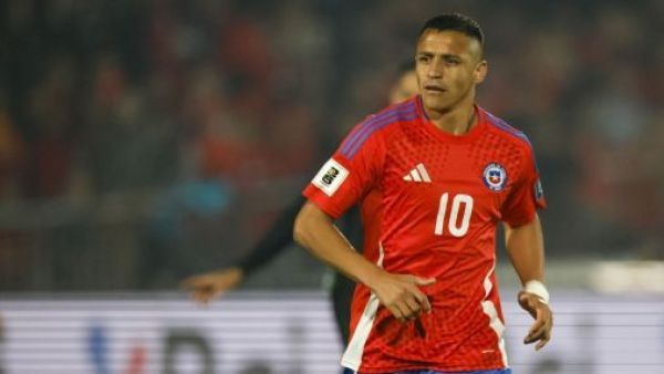 <p>Alexis Sánchez estuvo en empate de un Sevilla que sigue luchando por la permanencia</p>Alexis Sánchez estuvo en empate de un Sevilla que sigue luchando por la permanencia
