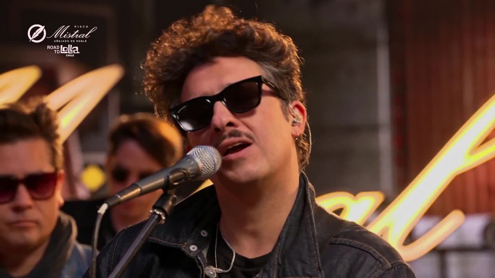 Nuestra señal - De Saloon | Road To Lolla

