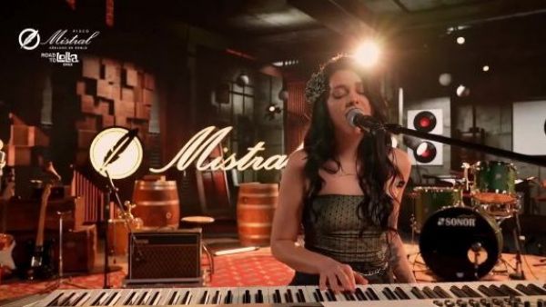 <p> Soulfia en Mistral Road To Lolla</p>Bye Bye - Soulfia | Road To Lolla
