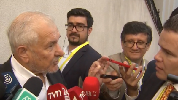 <p>Padre del Presidente Gabriel Boric </p>"No quiero ser infidente, pero...": Padre del Presidente Boric revela los planes de su hijo al dejar el poder

