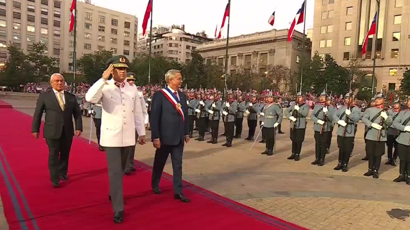 Revive el ingreso del Presidente Kast al Palacio de La Moneda
