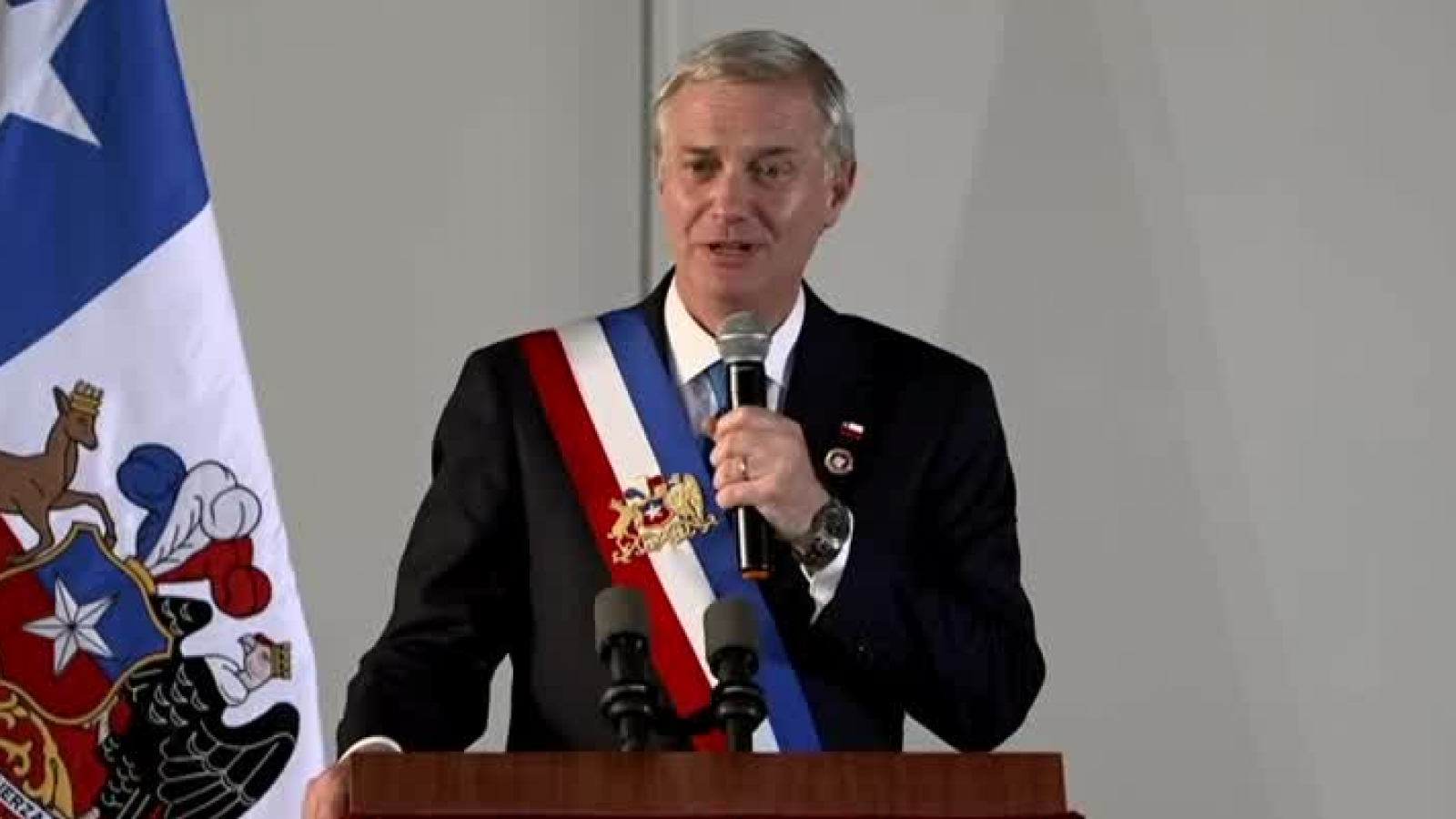 "No importa dónde sirvamos, lo importante es servir": así fue el primer discurso del Presidente Kast
