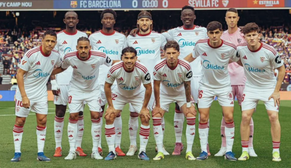 Pesadilla en el Camp Nou: Alexis Sánchez y Gabriel Suazo sufren una estrepitosa goleada ante el Barcelona
