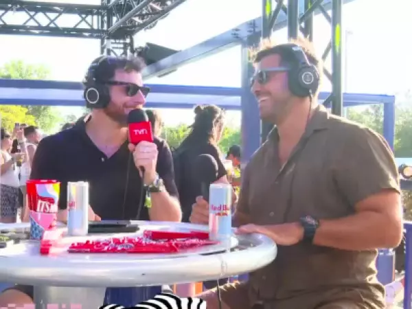 Simón Oliveros junto a Martina Orrego y Eyal Meyer