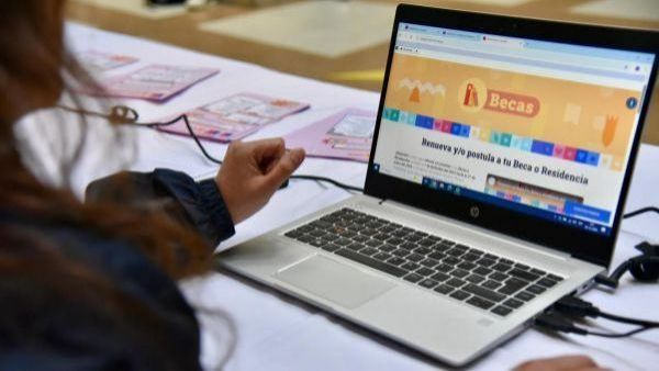 Beca Presidente de la República 2026: Requisitos y plazo para postular al beneficio de Junaeb
