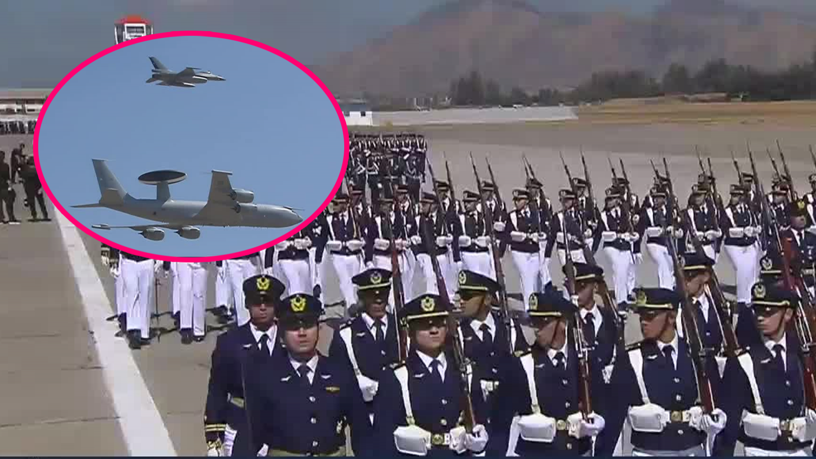 <p>Desfile aniversario Fuerza Aérea de Chile</p>
