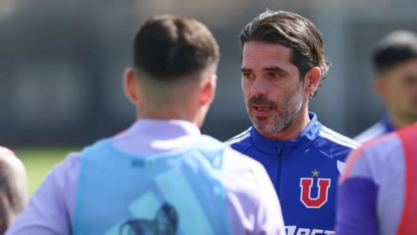 Tras ser presentado: Fernando Gago cumplió su primer día de trabajo como nuevo técnico de la U
