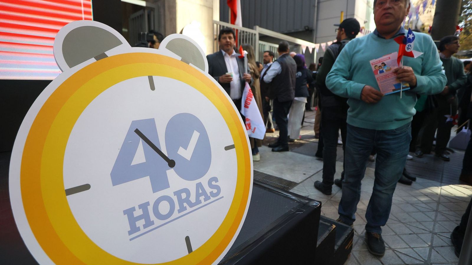 <p>40 horas laborales</p>
