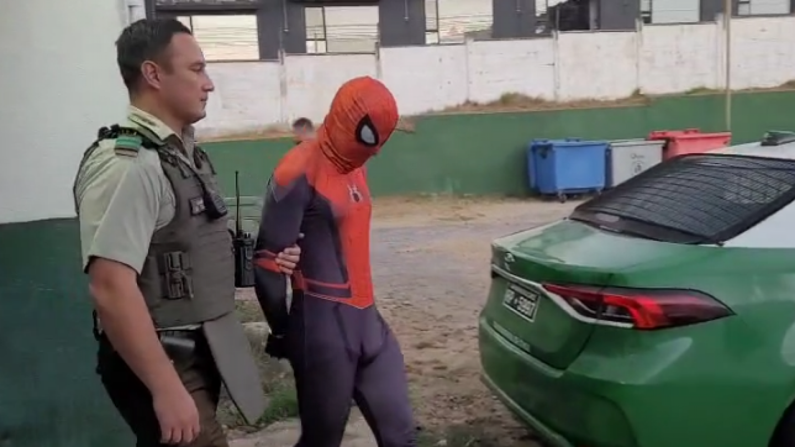 <p>Detienen en Valparaíso al "Hombre Araña": Estaba prófugo por amenazas</p>

