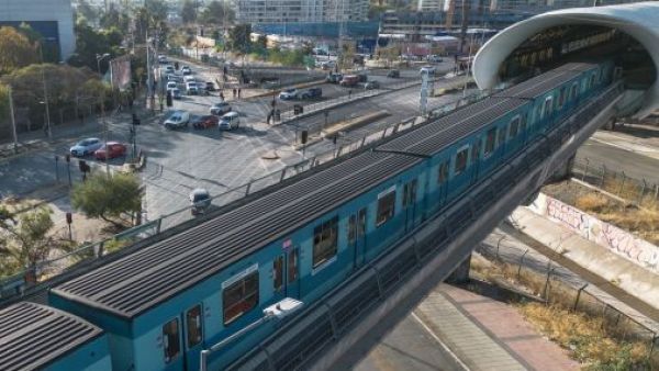 <p>Metro revela el objeto que provocó interrupción del servicio de Línea 5 </p>Metro revela el objeto que provocó interrupción del servicio de Línea 5
