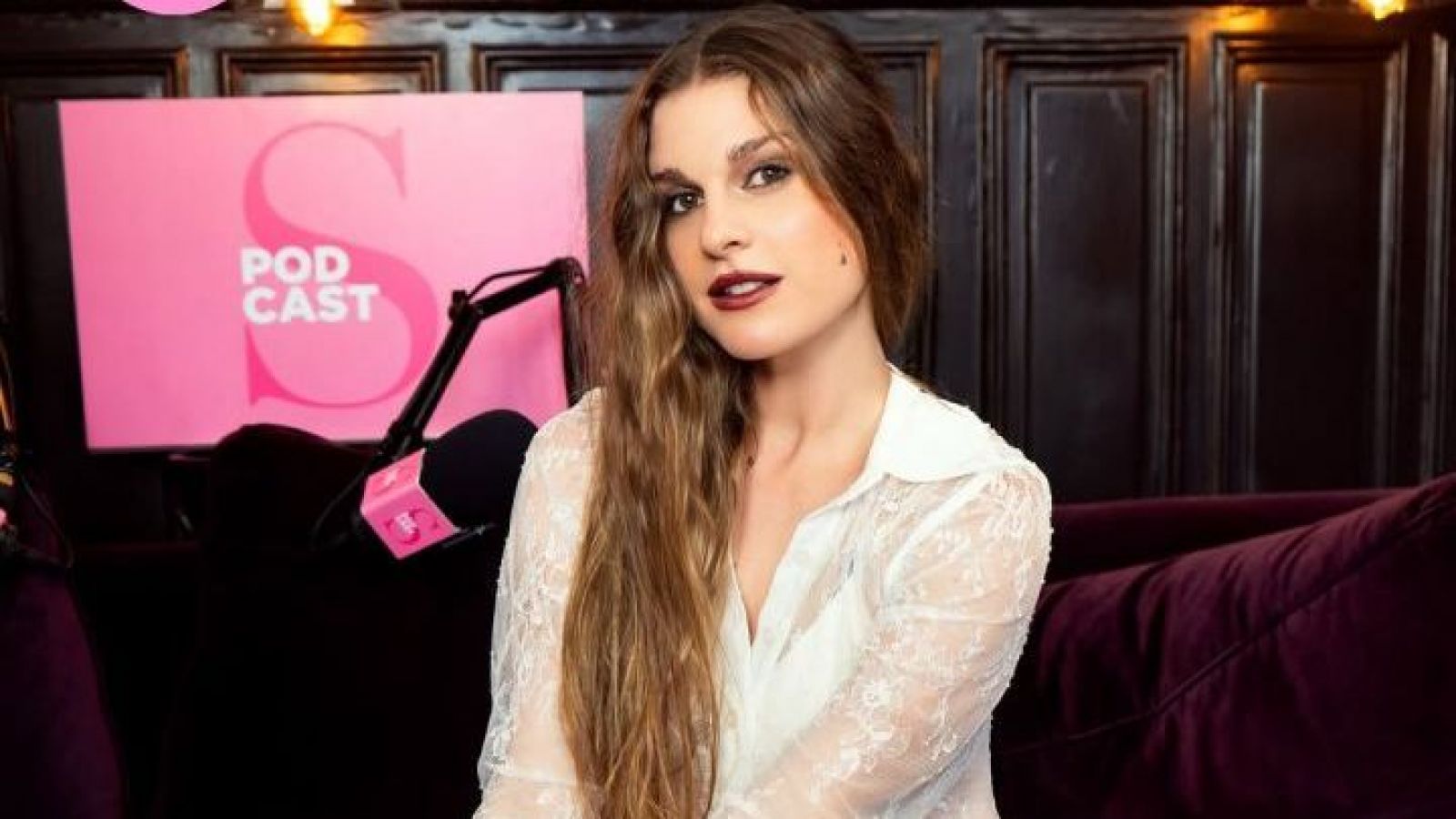<p>Constanza Varela reaparece tras hospitalización de su hija Roma</p>

