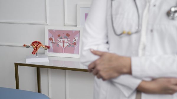 <p>Salud de la mujer</p>VPH positivo no es sinónimo de cáncer: especialista explica cuándo hay riesgo y cómo actuar ante la presencia del virus

