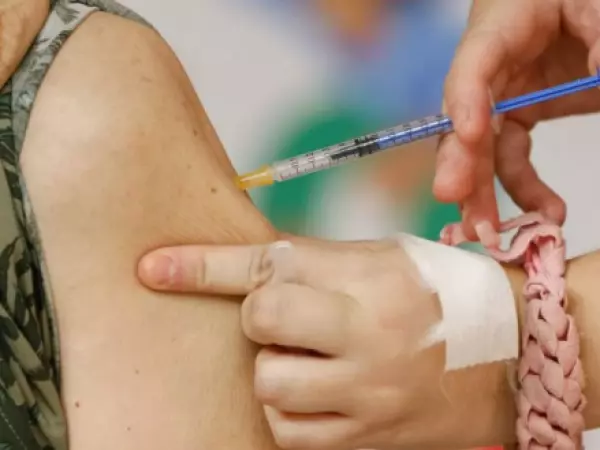 Vacunación 2026: Revisa los grupos de riesgo que pueden acceder gratuitamente