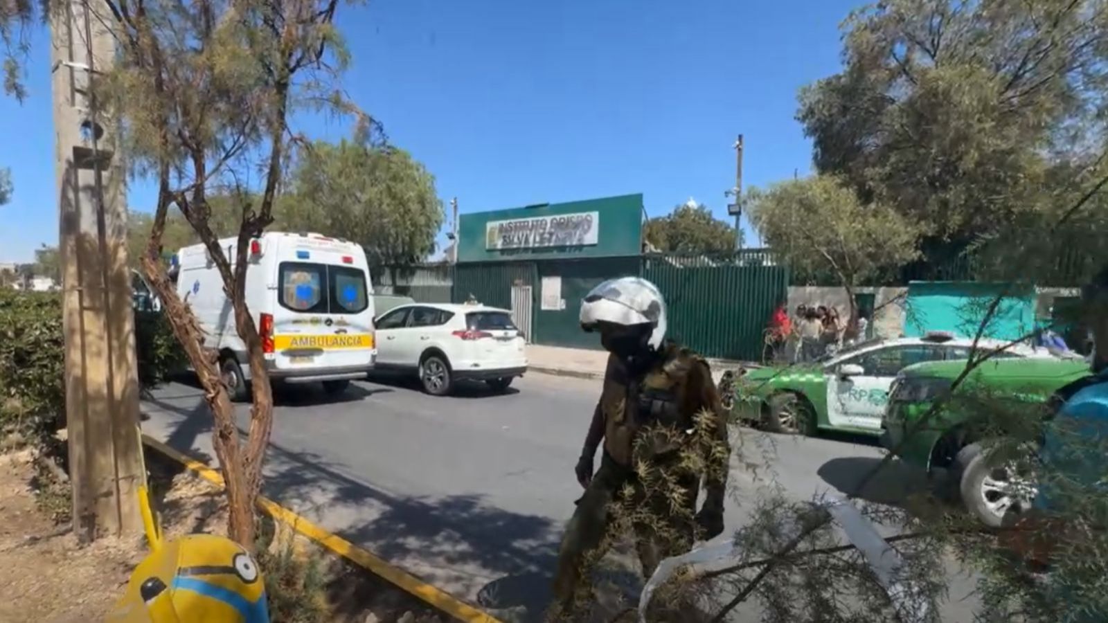 Hay una inspectora fallecida: estudiante apuñala a alumnos y funcionarios de un liceo en Calama
