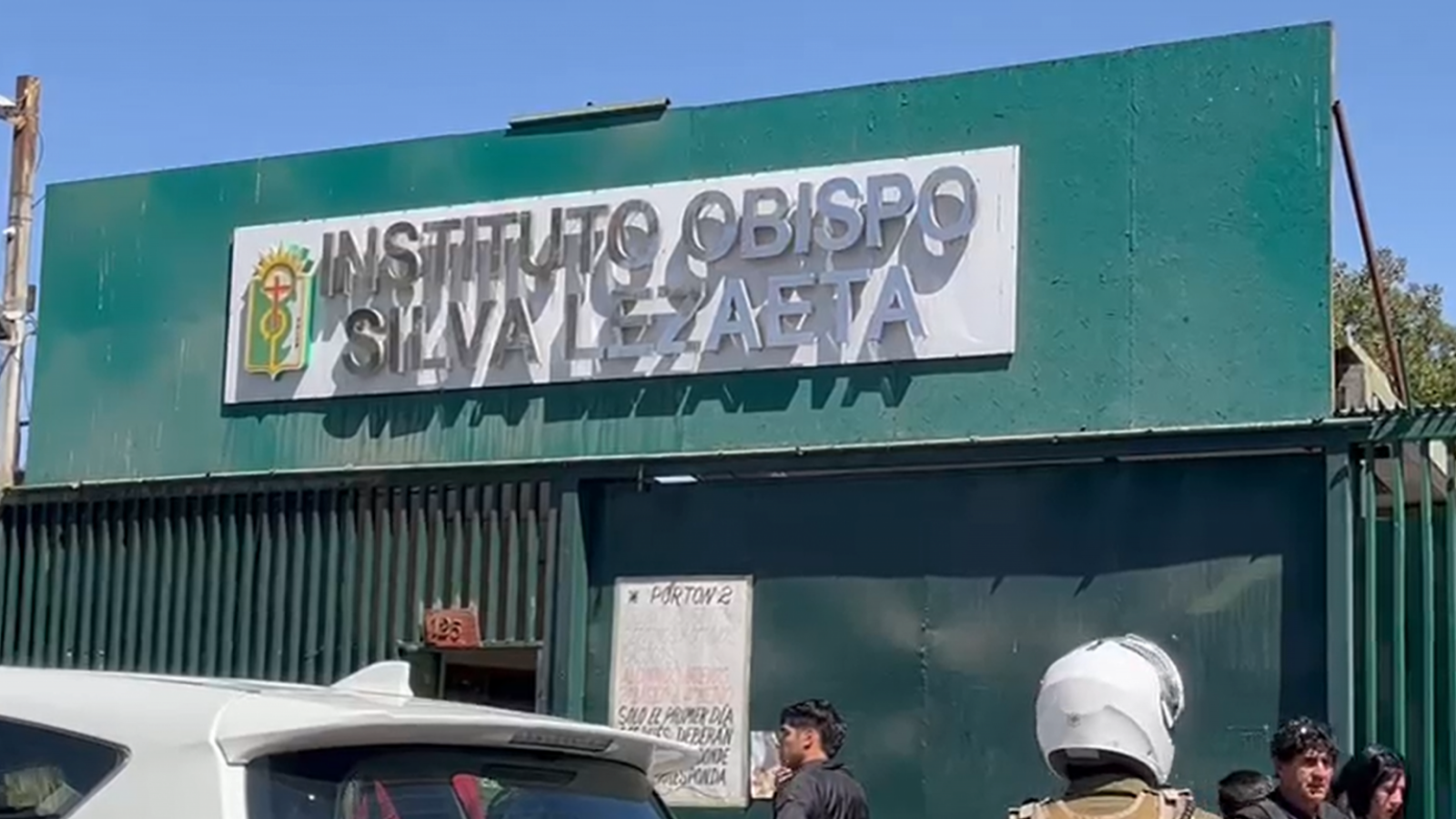 "El loco empieza a pegarle...": El estremecedor relato de estudiante testigo de mortal ataque en Calama
