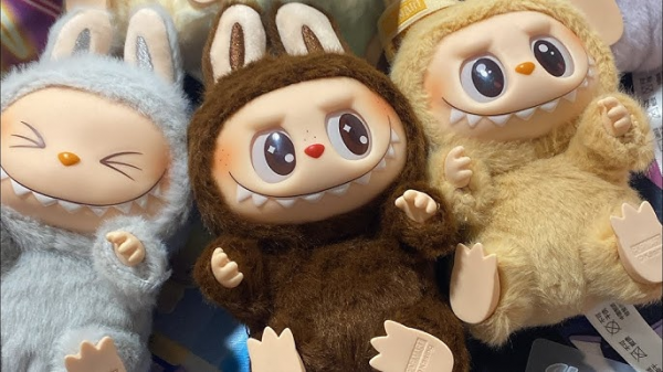 Confirman película sobre los populares muñecos "Labubu"
