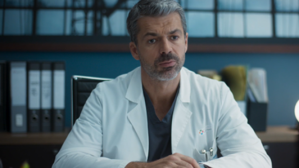 <p>Alejados: Vuelve a ver el capítulo de este domingo de "Doc, una nueva vida" </p>Doc, una nueva vida - T3E11 | Alejados
