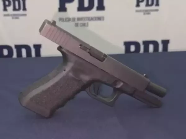 Detienen a escolar en Rancagua tras hallazgo de arma y munición