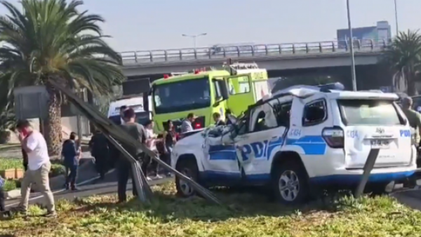 Un detenido y cuatro funcionarios de la PDI heridos tras grave accidente
