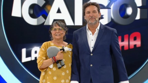 <p>Carmen Bravo de 75 años sorprendió al llevarse más de $5 millones y un auto en "¡Ahora Caigo!"</p>Carmen Bravo de 75 años sorprendió al llevarse más de $5 millones y un auto en "¡Ahora Caigo!"
