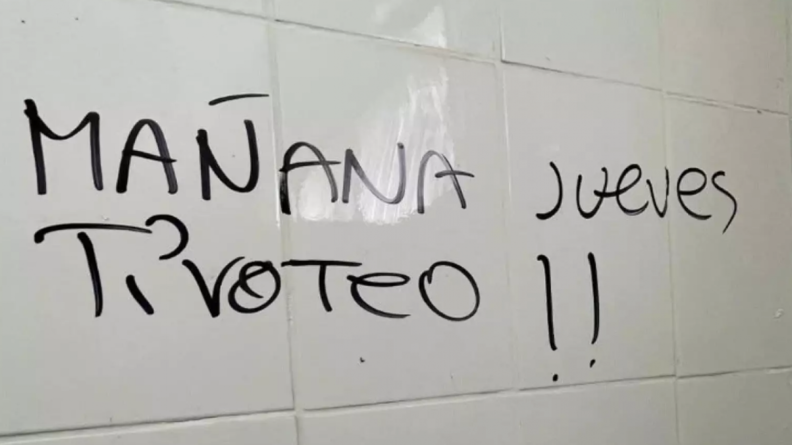 <p>Amenazante mensaje obligó a suspender clases este jueves en colegio de Linares</p>
