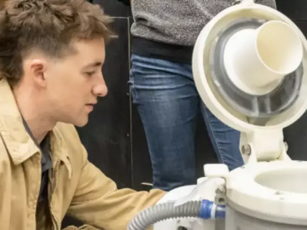 ¿Cómo van al baño los astronautas de la misión Artemis II?