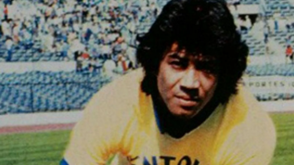 <p>Fallece Víctor "Pititore" Cabrera, recordado futbolista chileno </p>Fallece Víctor "Pititore" Cabrera, recordado futbolista chileno
