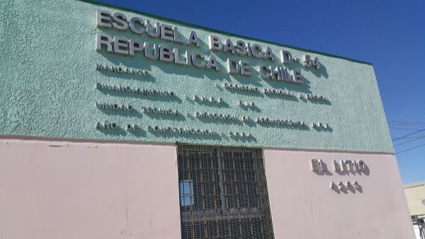 <p>Amplían detención de adolescente por ataque con arma blanca en Calama</p>Amplían detención de adolescente por ataque con arma blanca en Calama
