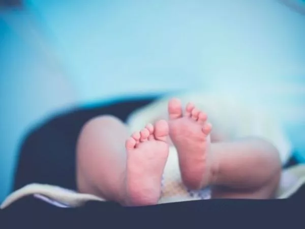 Hallan bebé intoxicado con cocaína durante allanamiento por droga en Osorno