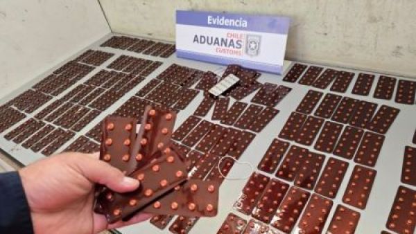 <p>Aduana descubrió contrabando de más de 6 mil píldoras abortivas y psicotrópicos</p>Aduana descubrió contrabando de más de 6 mil píldoras abortivas y psicotrópicos
