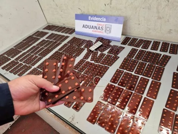 Aduana descubrió contrabando de más de 6 mil píldoras abortivas y psicotrópicos