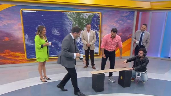 ¡Felicitaciones!: Simón obtuvo su cinturón negro de Jiu Jitsu
