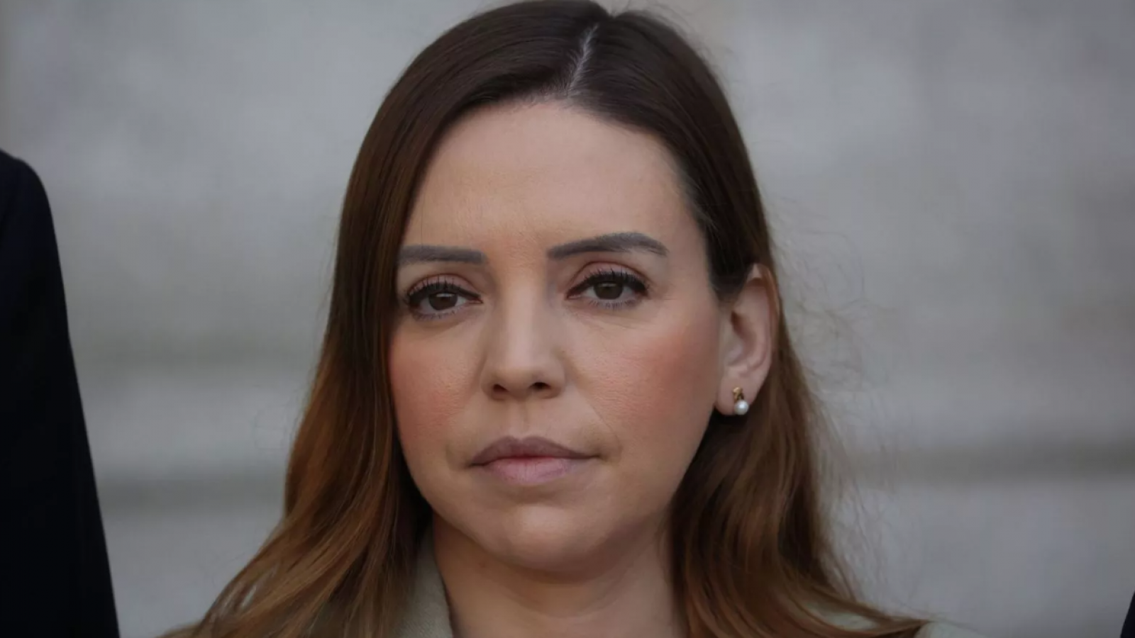 La pizarra de Alberto Precht: La denuncia contra la senadora Camila Flores por presunto fraude al Fisco
