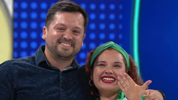 "¡No lo puedo creer!": Concursante de ¡Ahora Caigo! fue sorprendida en vivo con petición de matrimonio
