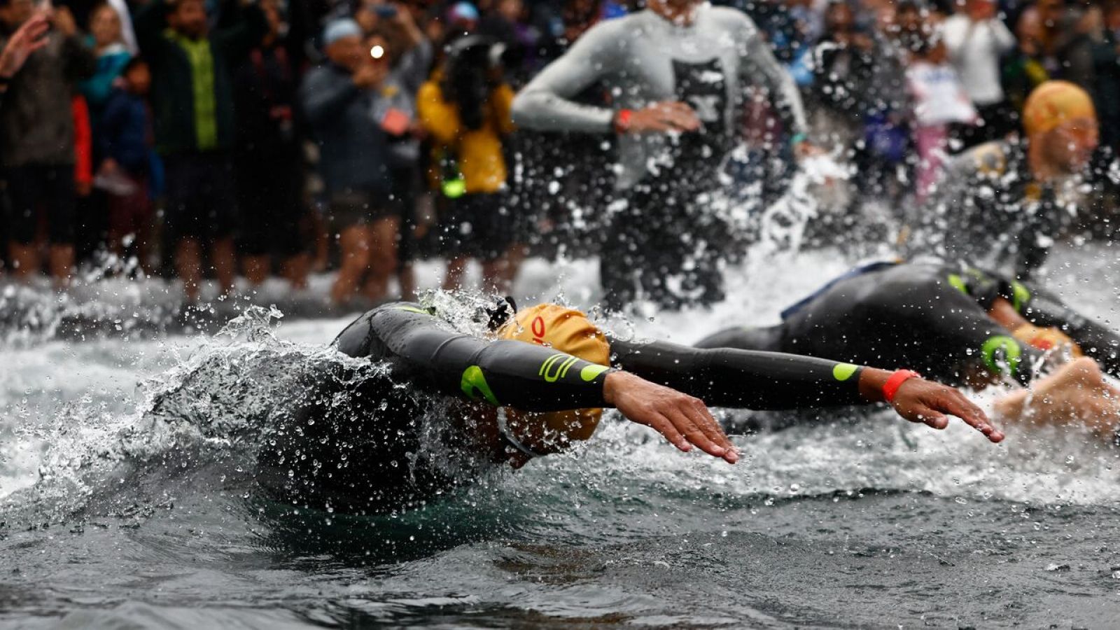 Será desde las 9:00 por TVN: Postegan en una hora inicio del Ironman 70.3 de Puerto Varas
