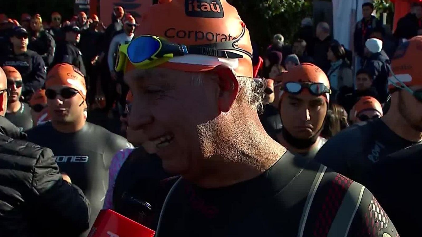 Profesor de 75 años destaca entre los competidores del Ironman 70.3 de Puerto Varas
