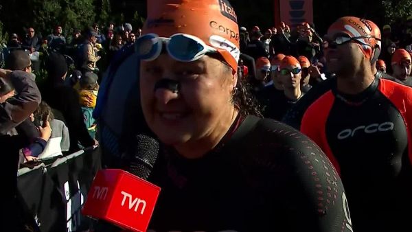 <p>Paola, competidora del Ironman 70.3 de Puerto Varas</p>Paola una incansable: Corre su sexto triatlón
