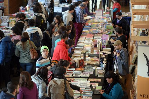 Revisa la lista completa de eventos gratuitos en regiones por el Mes del Libro
