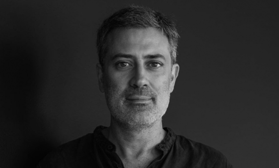 Andrea Bajani, ganador del Premio Strega 2025, llega a la UC para presentar "El aniversario"
