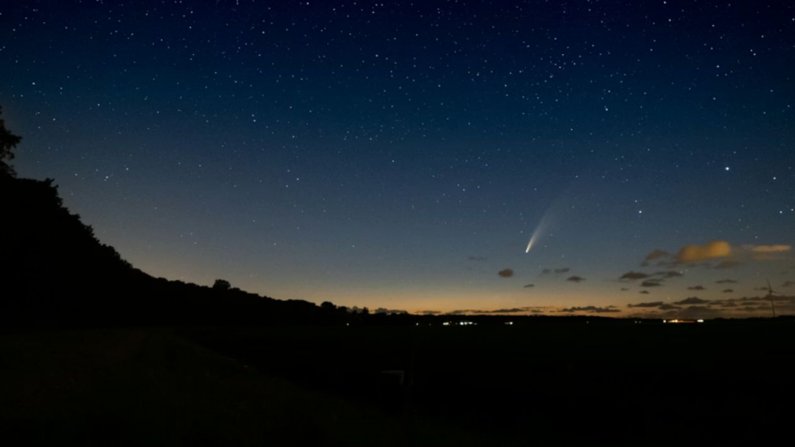 Pasa cada 170 mil años: ¿Cuándo y cómo ver el cometa C/2025 R3 desde Chile?
