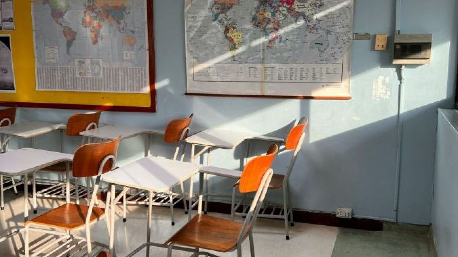 <p>Cuatro alumnos heridos tras explosión de petardo en sala de clases en Los Ríos</p>
