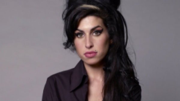 <p>Padre de Amy Winehouse pierde juicio ante amigas de su hija</p>Padre de Amy Winehouse pierde juicio ante amigas de su hija
